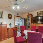 Lively Holiday Home In Wien With Private Garden